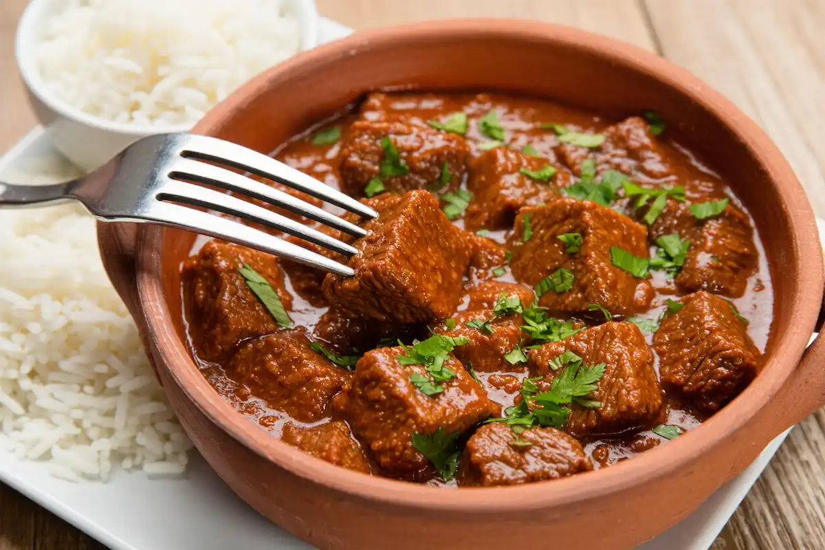 O Picadinho de Carne Que Cozinha em 20 Minutos e Derrete na Boca